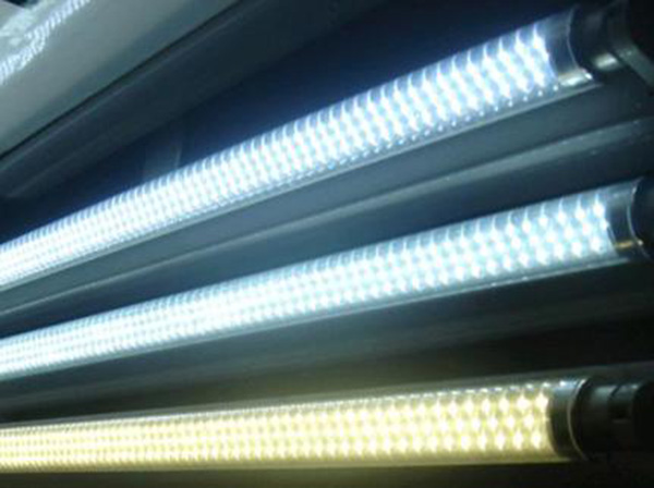 Úspora energie při výměně zářivek za LED trubice